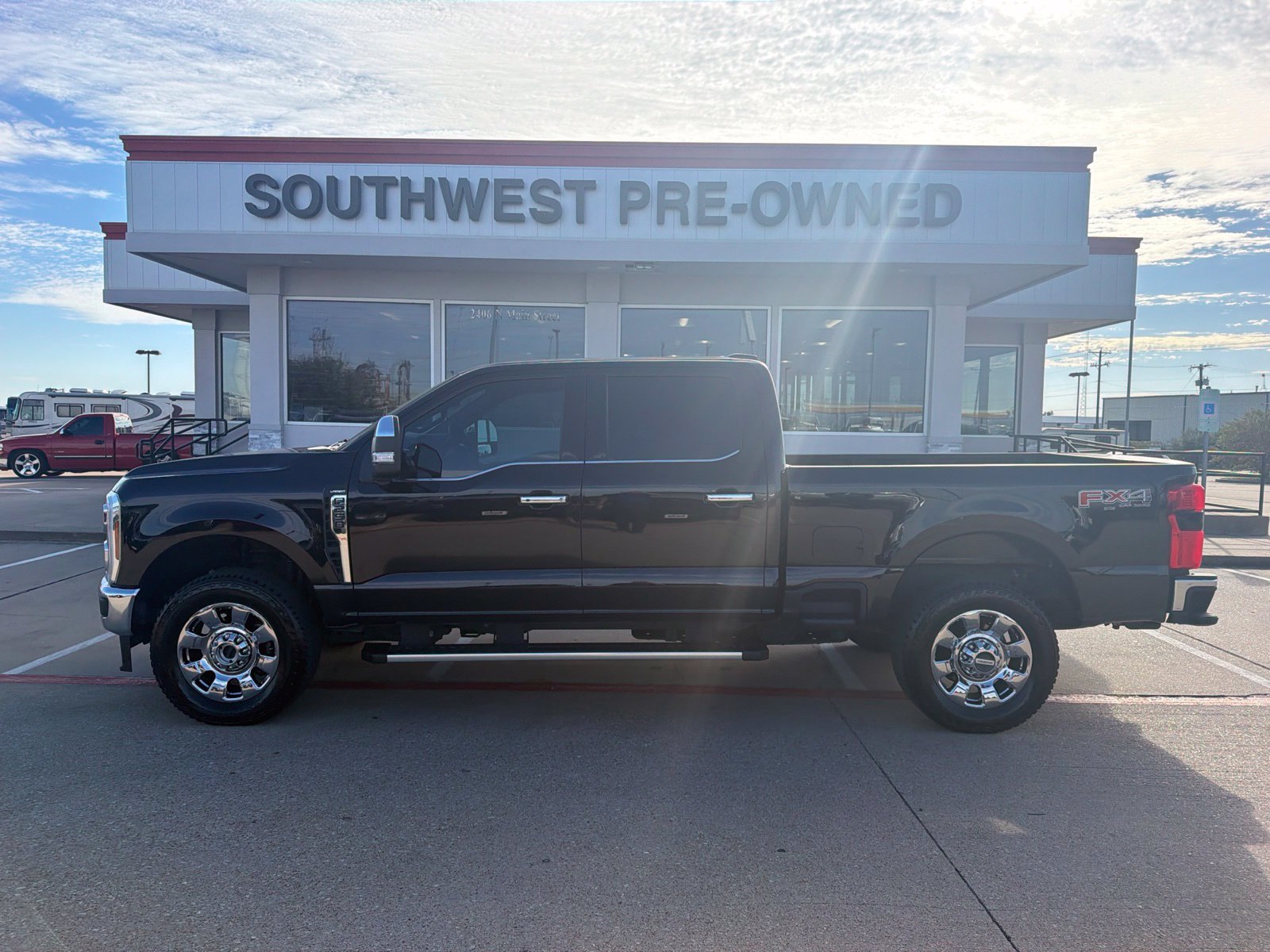 Used 2025 Ford F250 Lariat w/ Chrome Package AWD/4WD image 8
