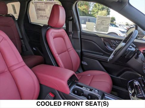 New 2025 Lincoln Corsair Reserve image 14