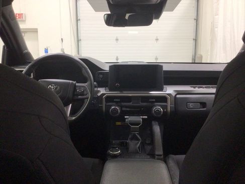 Used 2024 Toyota Tacoma SR5 image 23