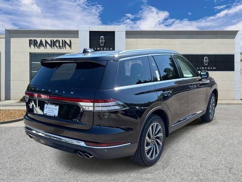 New 2026 Lincoln Aviator AWD image 7