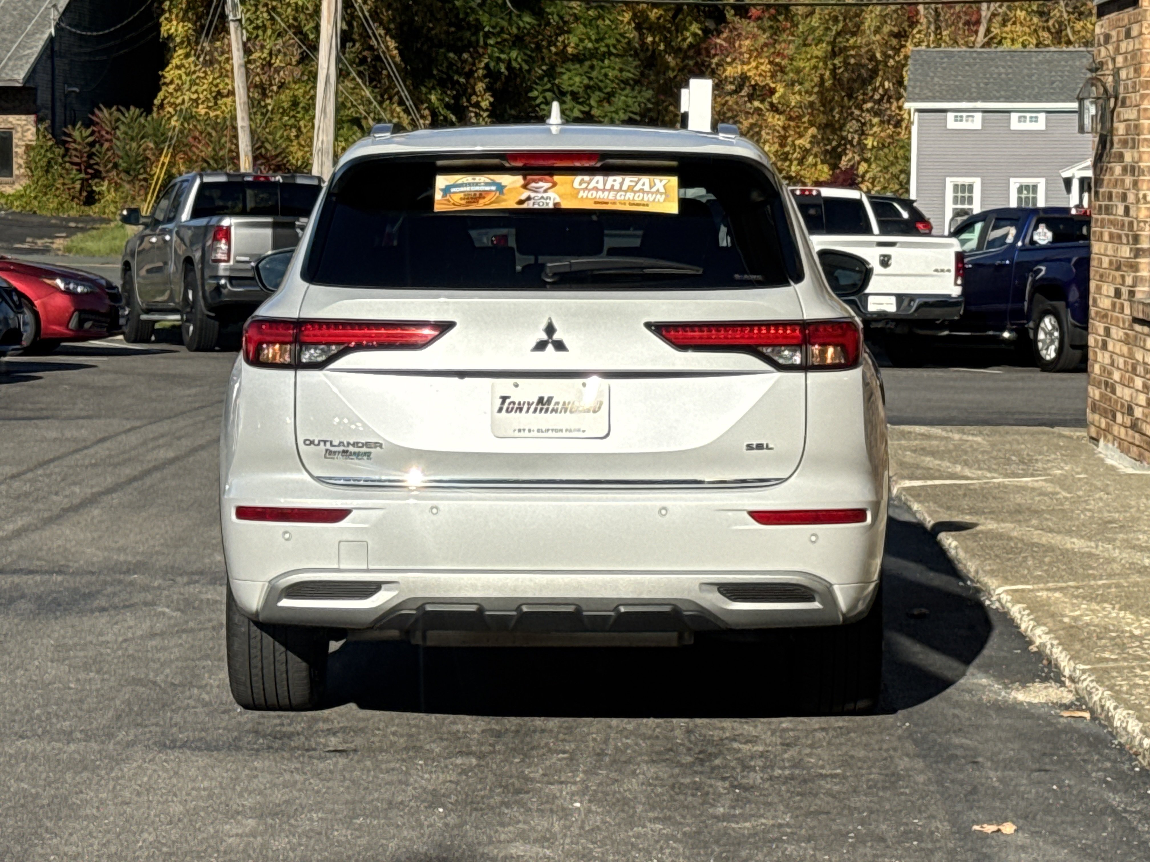 Used 2024 Mitsubishi Outlander SEL AWD/4WD image 4