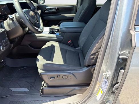 Used 2025 Chevrolet Suburban LS w/ Max Trailering Package AWD/4WD image 21