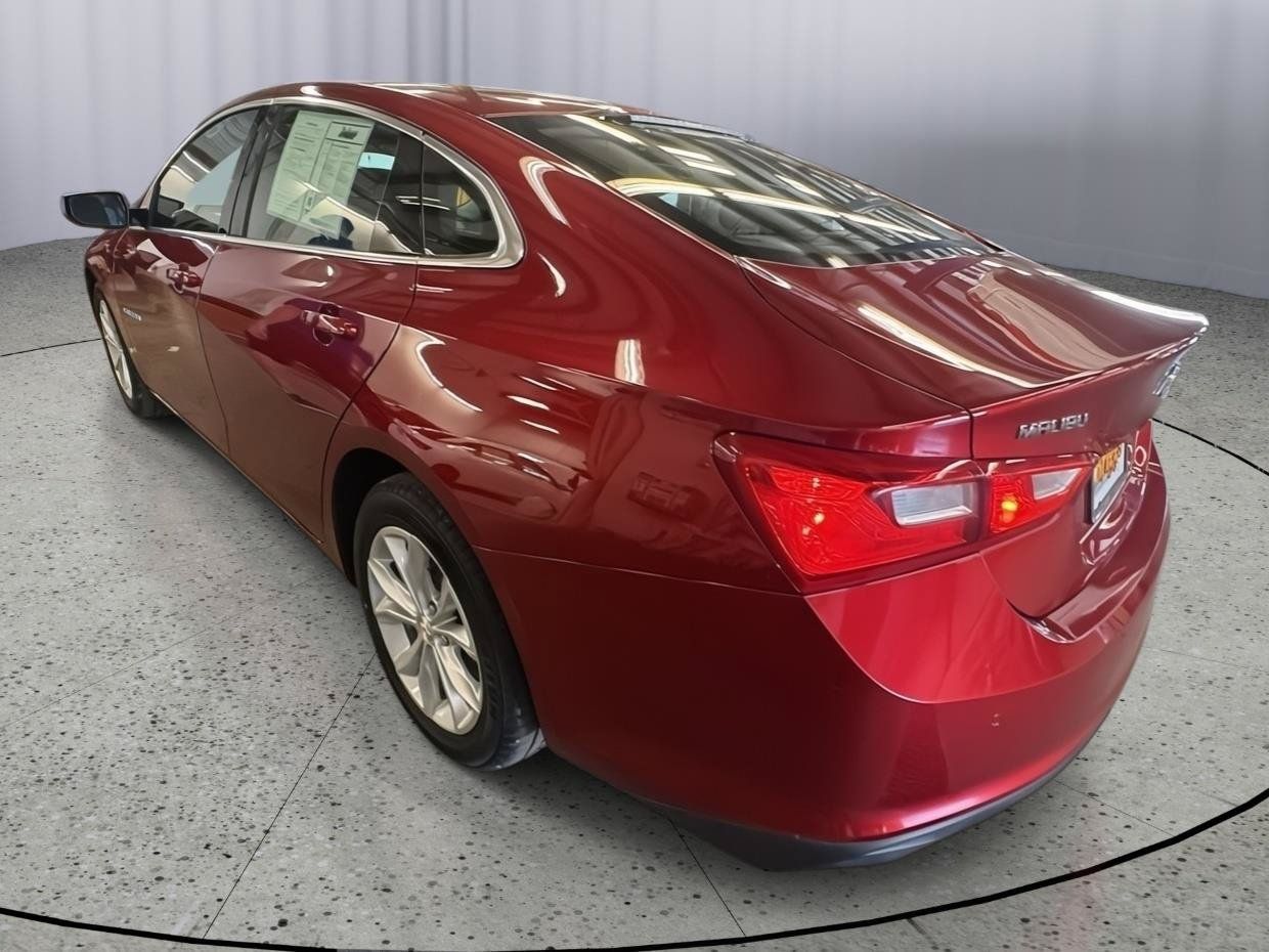 Used 2025 Chevrolet Malibu LT FWD image 3