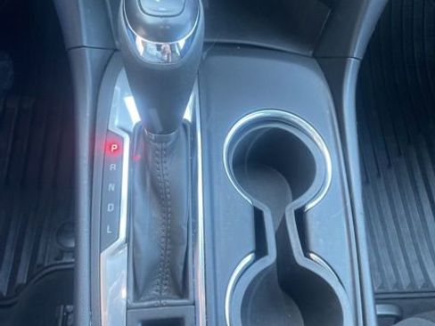 Used 2019 Chevrolet Equinox LT FWD image 45