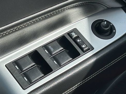 Used 2016 Jeep Compass High Altitude FWD image 23