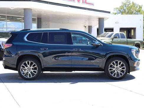 New 2027 GMC Acadia Denali Ultimate AWD/4WD image 7