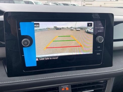 New 2026 Volkswagen Taos SE AWD/4WD image 18