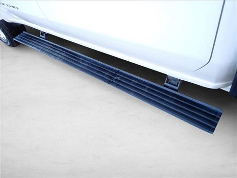 Used 2023 GMC Sierra 2500 Denali w/ Denali Ultimate Package image 11