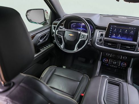 Used 2023 Chevrolet Tahoe Premier RWD image 32