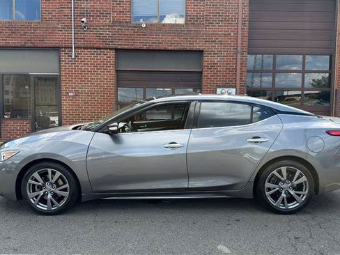 Used 2018 Nissan Maxima 3.5 SL FWD image 17