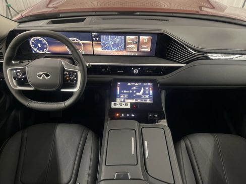 Certified 2025 INFINITI QX80 Sensory image 21