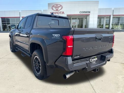 Used 2024 Toyota Tacoma TRD Off-Road w/ TRD Off Road Upgrade Package AWD/4WD image 3