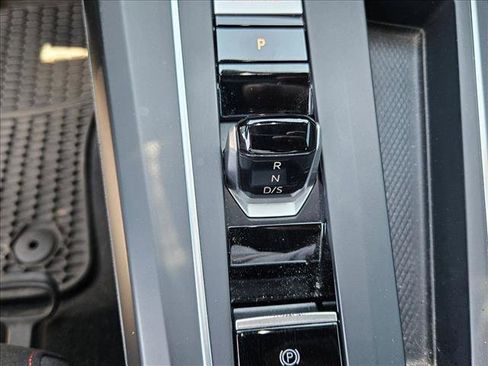 Used 2022 Volkswagen GTI S FWD image 12