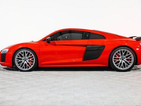 Used 2017 Audi R8 V10 plus AWD/4WD image 12