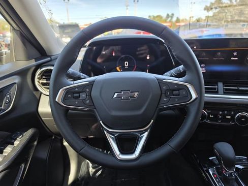 New 2026 Chevrolet Trax ACTIV w/ Driver Confidence Package image 15
