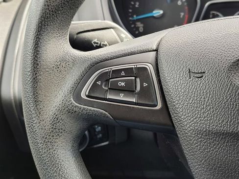 Used 2018 Ford Focus S image 27