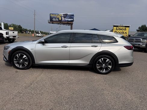 Used 2019 Buick Regal Preferred AWD/4WD image 6