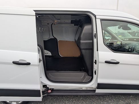 Certified 2023 Ford Transit Connect XL image 11