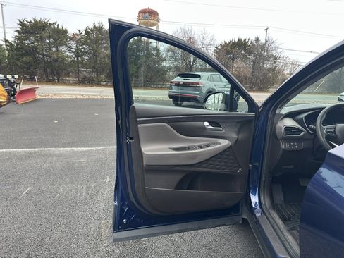 Used 2020 Hyundai Santa Fe SEL w/ Cargo Package image 11