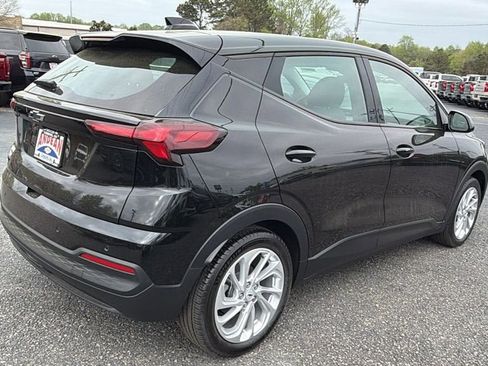 New 2027 Chevrolet Bolt LT image 5