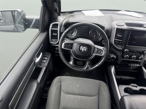 Used 2019 RAM 1500 Big Horn AWD/4WD image 14