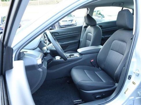 New 2026 Nissan Altima 2.5 SV FWD image 8