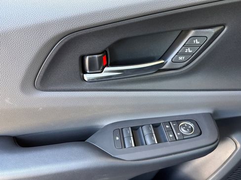New 2026 Toyota Prius Limited FWD image 11