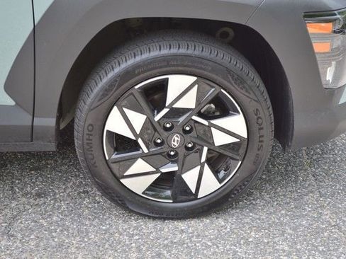 Used 2025 Hyundai Kona SEL AWD/4WD image 10
