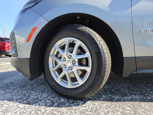Used 2024 Chevrolet Equinox LS w/ LS Convenience Package FWD image 36