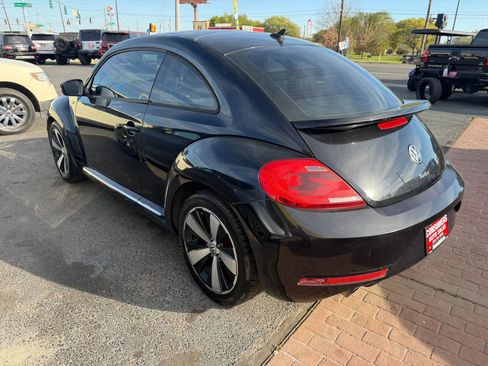Used 2014 Volkswagen Beetle GSR image 15