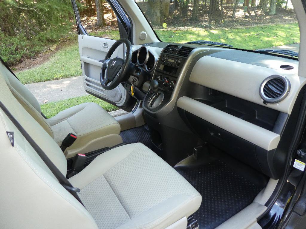 Used 2011 Honda Element LX image 7