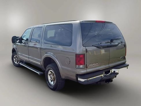 Used 2005 Ford Excursion Limited AWD/4WD image 5