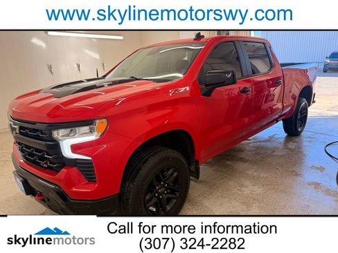 Used 2022 Chevrolet Silverado 1500 LT Trail Boss w/ Convenience Package II AWD/4WD image 1