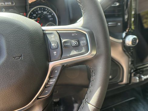 New 2025 RAM 5500 4x4 Regular Cab image 23