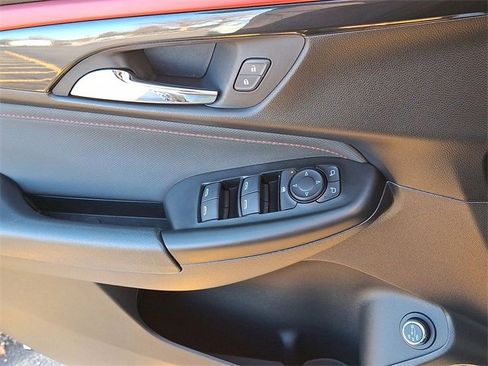 Used 2024 Chevrolet TrailBlazer RS w/ Convenience Package image 21