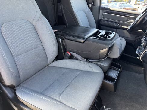Used 2021 RAM 1500 Big Horn AWD/4WD image 8