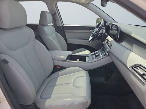 Used 2020 Hyundai Palisade SEL w/ Premium Package FWD image 17