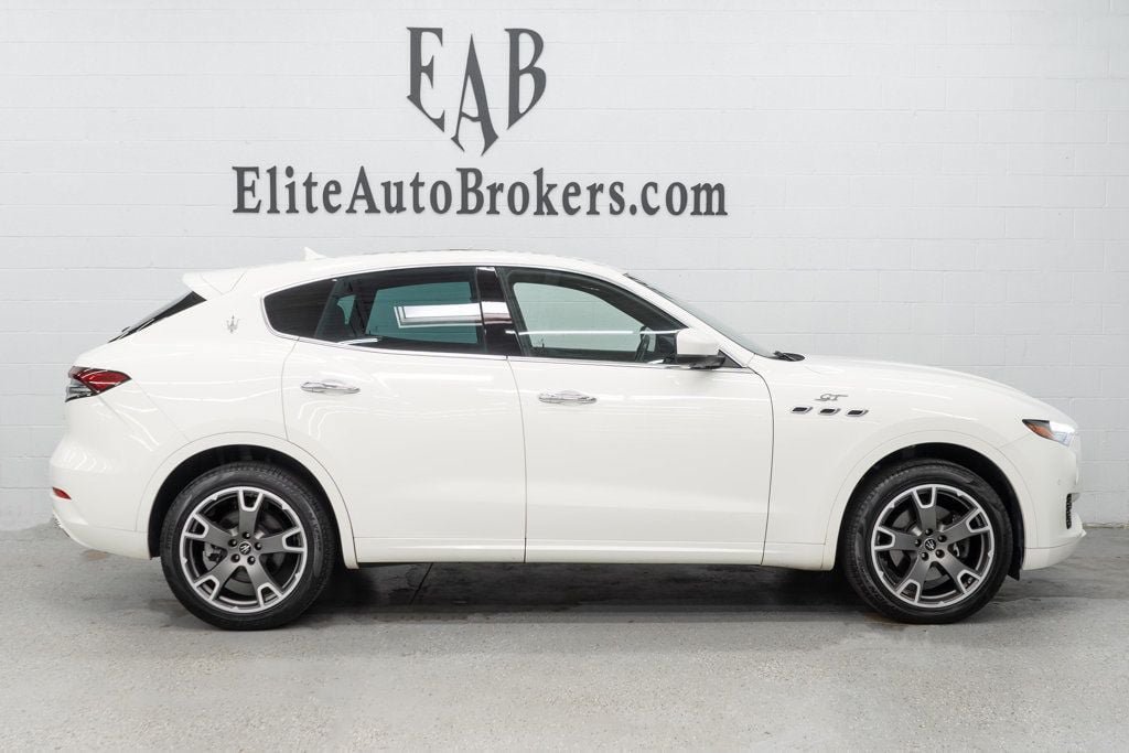 Used 2023 Maserati Levante GT AWD/4WD image 5