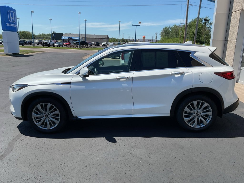 Used 2023 INFINITI QX50 Luxe AWD/4WD image 8