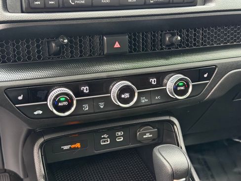 Used 2023 Honda CR-V EX image 21