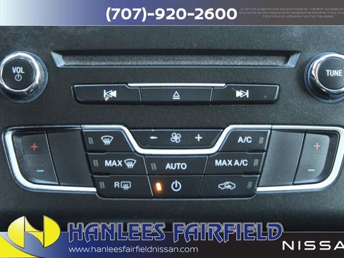 Used 2018 Ford Fusion SE w/ Fusion SE Technology Package image 24