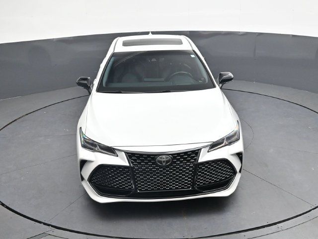 Used 2019 Toyota Avalon Touring FWD image 30