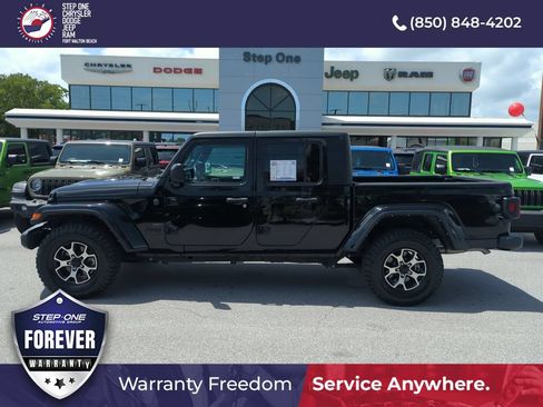 Used 2022 Jeep Gladiator Sport AWD/4WD image 3