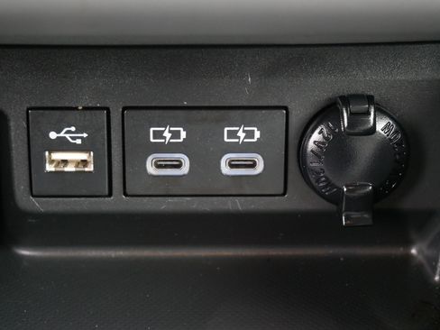 Used 2023 Toyota Highlander Limited image 30