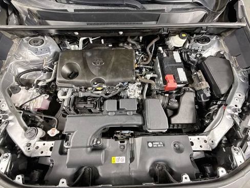 Certified 2024 Toyota RAV4 XLE AWD/4WD image 30