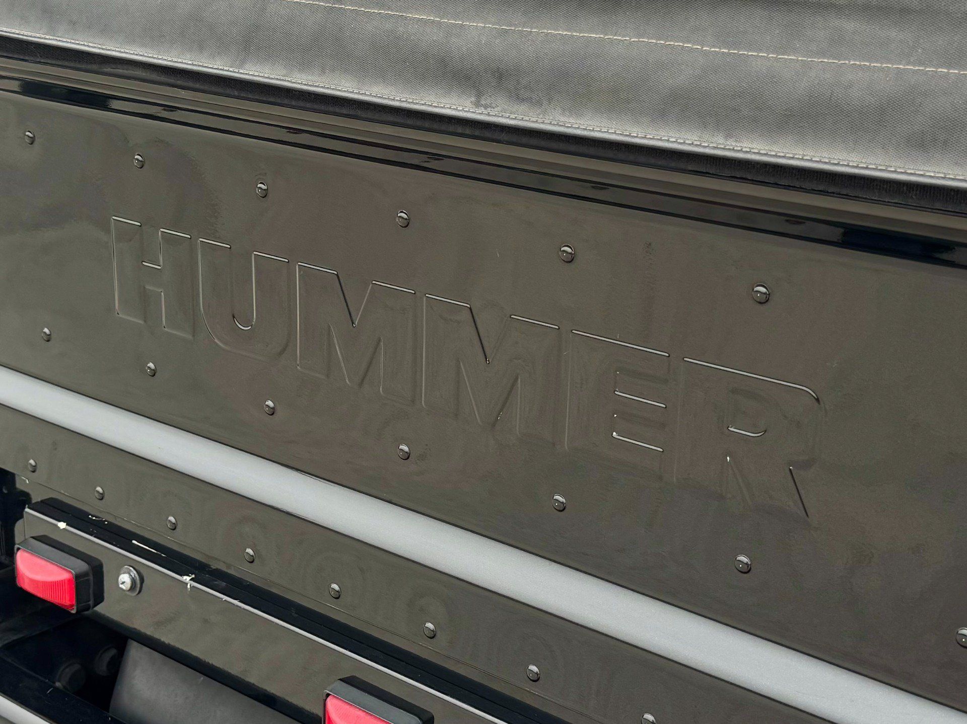 Used 2004 HUMMER H1 4-Door Open Top AWD/4WD image 81