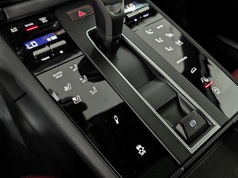 New 2026 Porsche Macan S AWD/4WD image 34