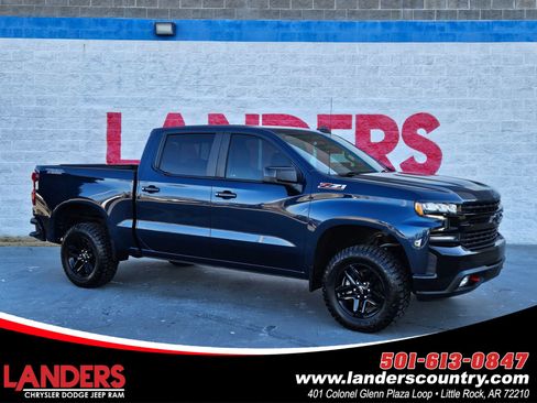 Used 2021 Chevrolet Silverado 1500 LT Trail Boss w/ Convenience Package II image 1