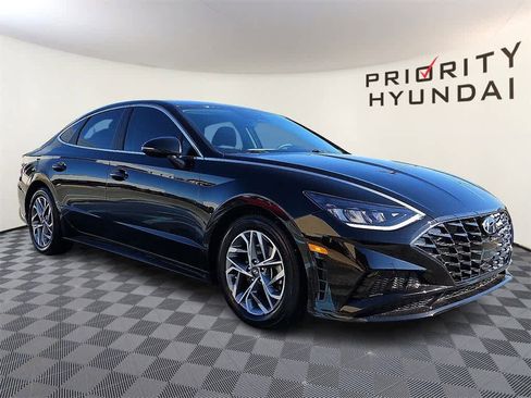 Used 2023 Hyundai Sonata SEL image 3