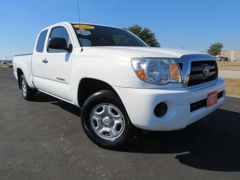 Used 2009 Toyota Tacoma 2WD Access Cab image 2